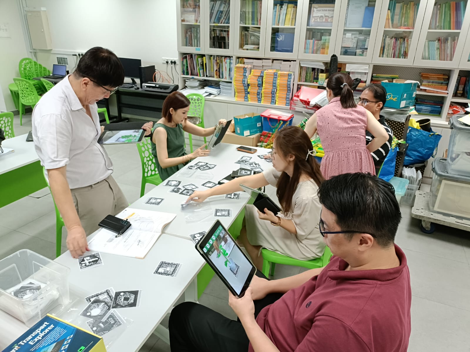 The SDPS PLC team conducting an AR teaching session.